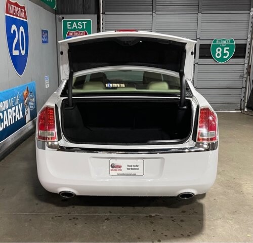 2014 Chrysler 300 in Conyers, GA 30094 - 18070609 7