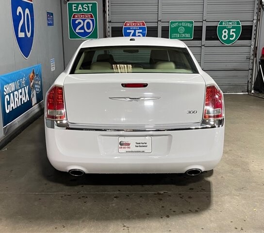 2014 Chrysler 300 in Conyers, GA 30094 - 18070609 6