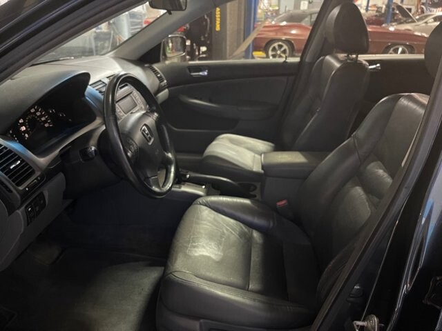 2005 Honda Accord in Conyers, GA 30094 - 18070610 10