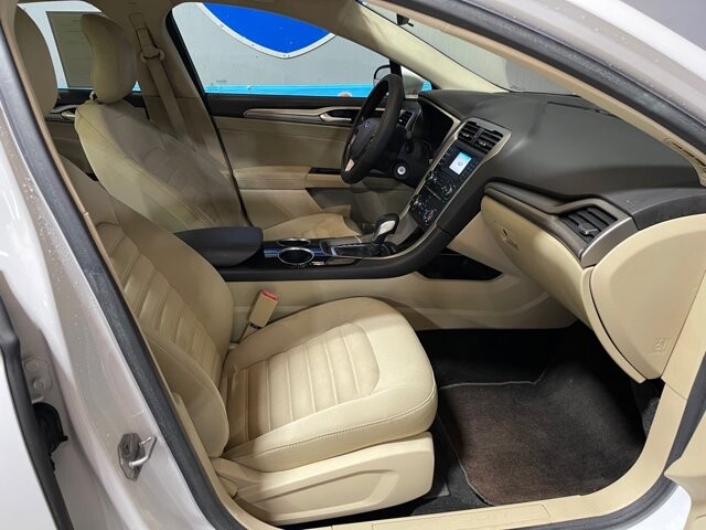 2014 Ford Fusion in Conyers, GA 30094 - 18070613 17