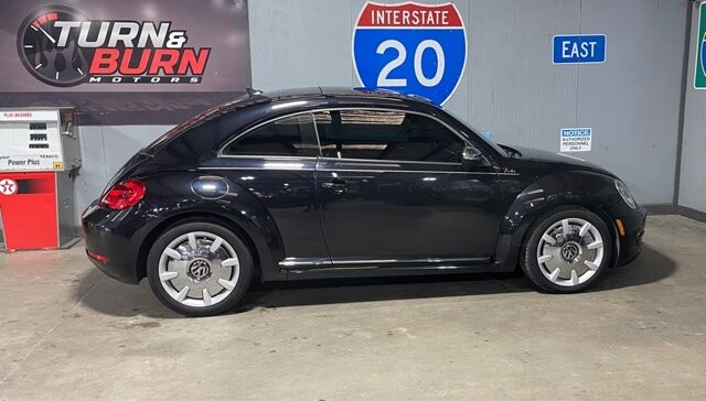 2013 Volkswagen Beetle in Conyers, GA 30094 - 18070614 5