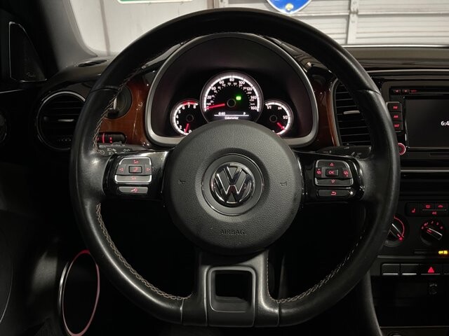 2013 Volkswagen Beetle in Conyers, GA 30094 - 18070614 12