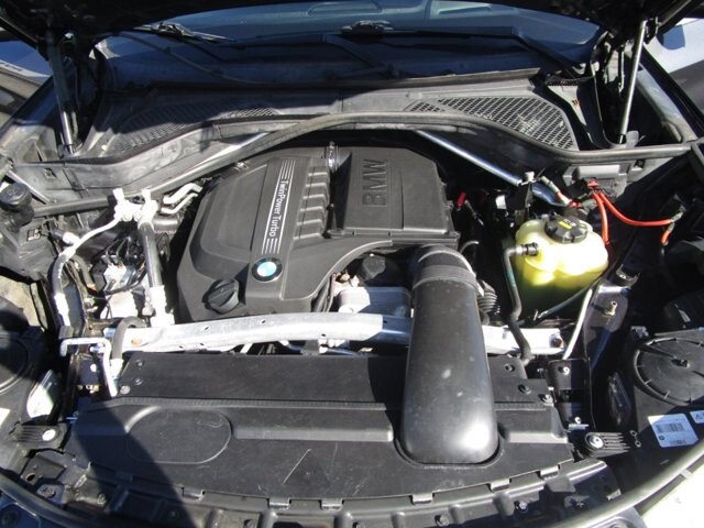 2018 BMW X5 in Tampa, FL 33604-6914 - 18070615 25