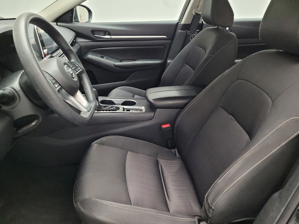 2022 Nissan Altima in Fresno, CA 93726 - 18070640 17