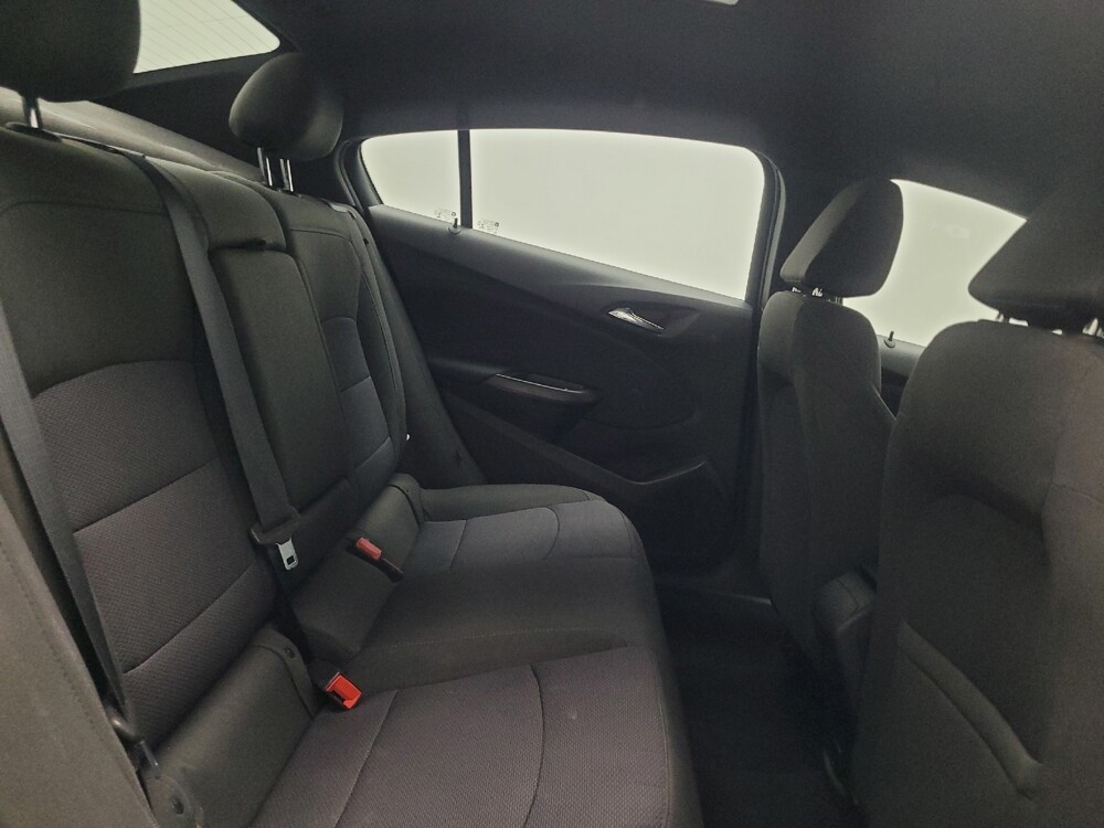 2018 Chevrolet Cruze in Knoxville, TN 37923 - 18070661 19