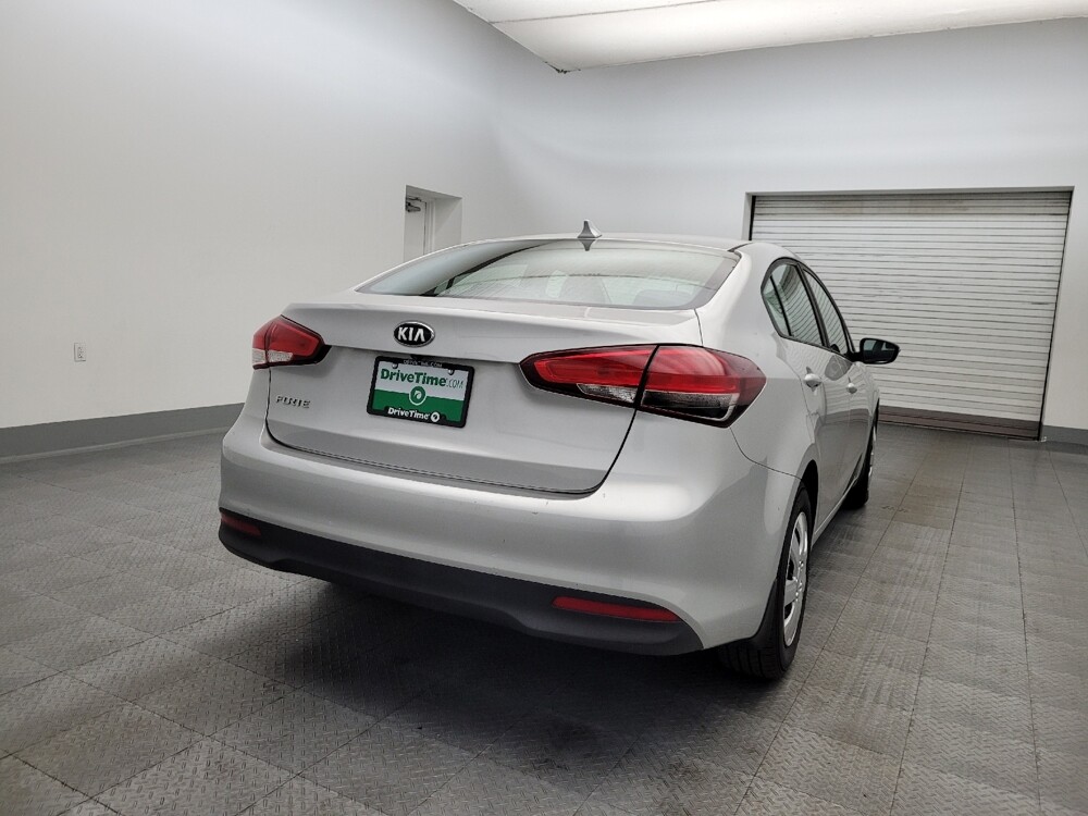 2018 Kia Forte in Mesa, AZ 85210 - 18070692 7