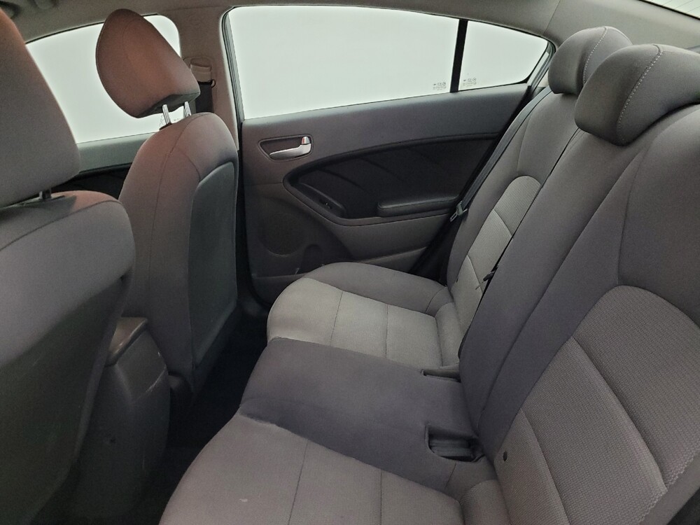 2018 Kia Forte in Mesa, AZ 85210 - 18070692 18