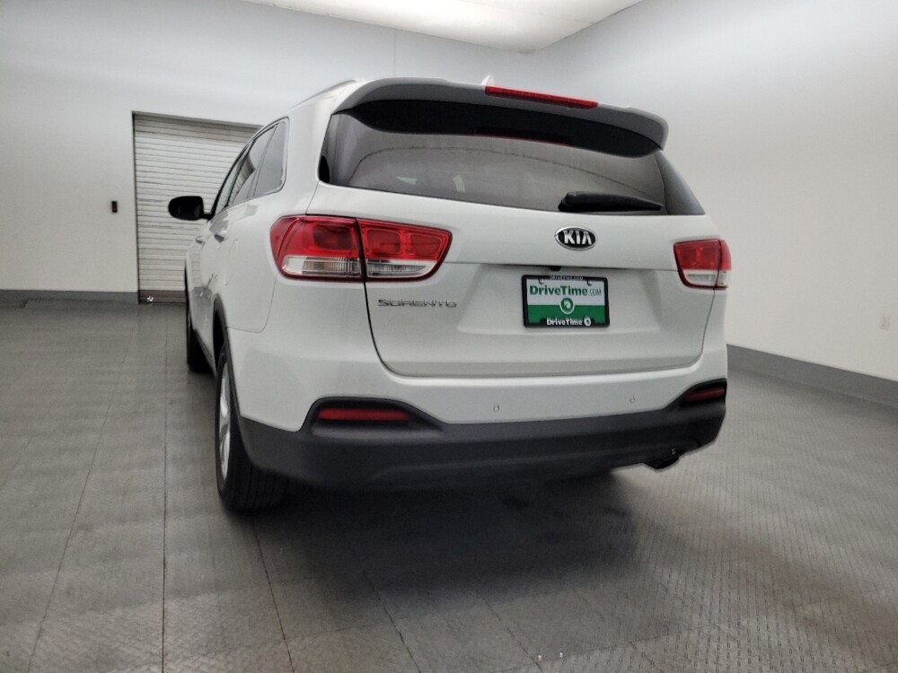 2016 Kia Sorento in Albuquerque, NM 87123 - 18070700 6