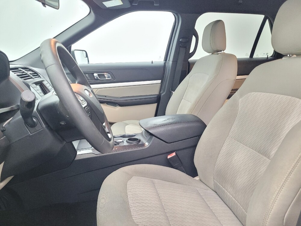 2018 Ford Explorer in Clearwater, FL 33764 - 18070710 17