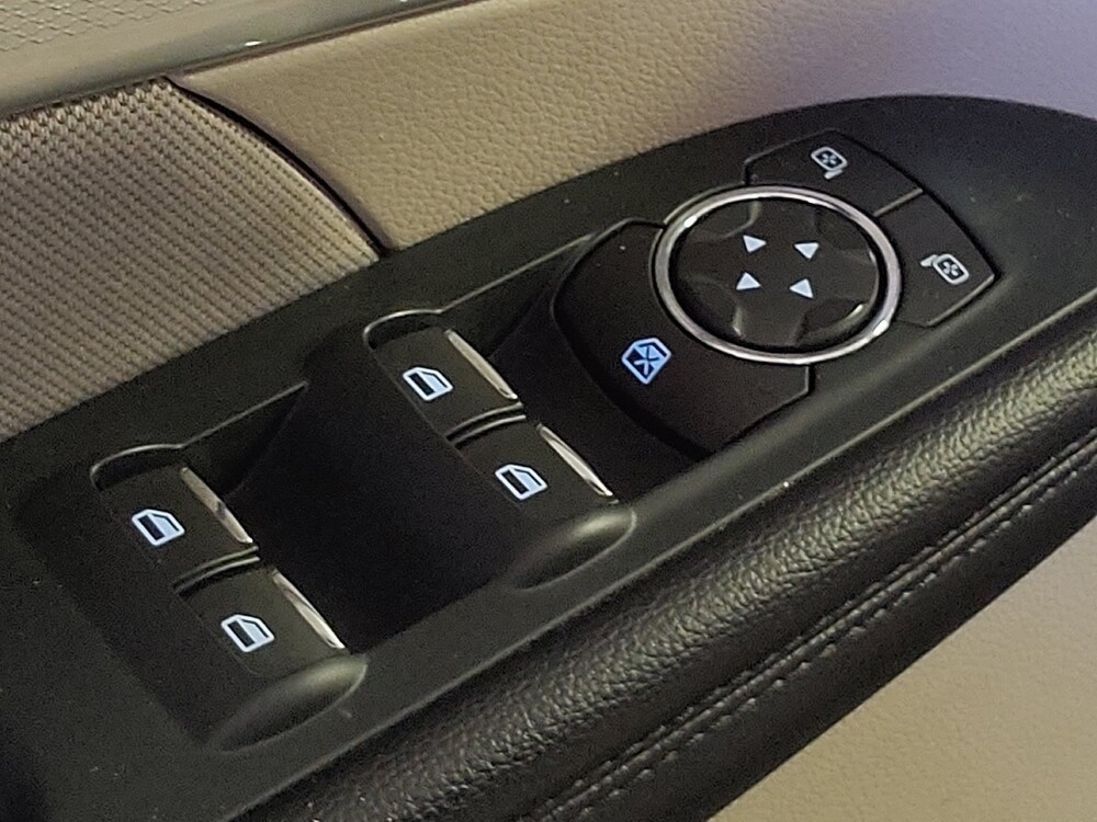 2018 Ford Explorer in Clearwater, FL 33764 - 18070710 27