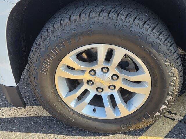 2019 Chevrolet Tahoe in Mesa, AZ 85212 - 18070713 12