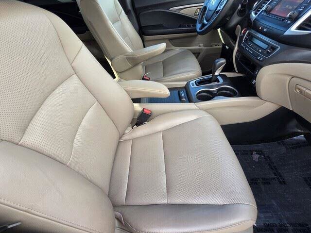 2018 Honda Ridgeline in Mesa, AZ 85212 - 18070719 64