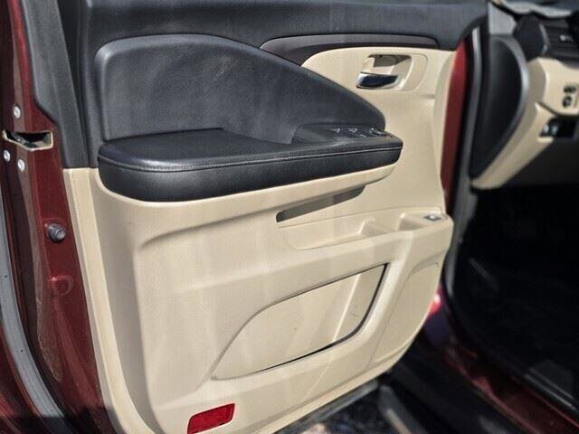 2018 Honda Ridgeline in Mesa, AZ 85212 - 18070719 12