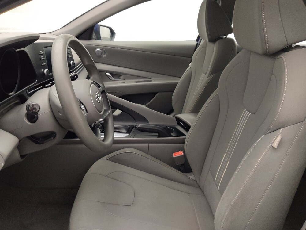 2022 Hyundai Elantra in Gainesville, FL 32609 - 18070733 17