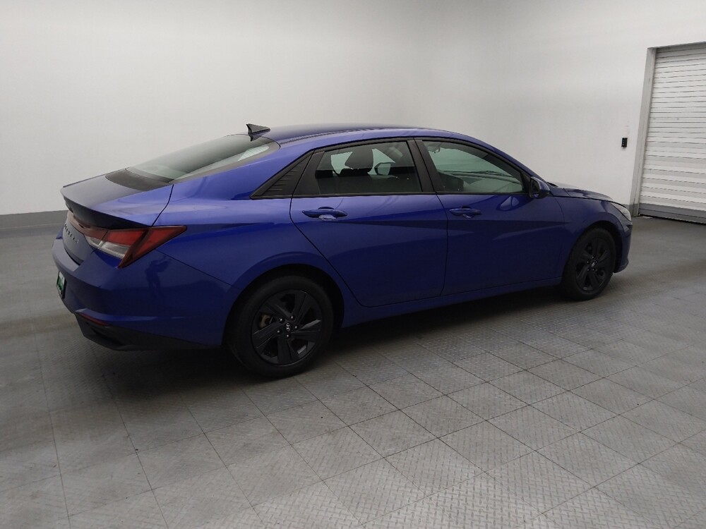 2022 Hyundai Elantra in Gainesville, FL 32609 - 18070733 10