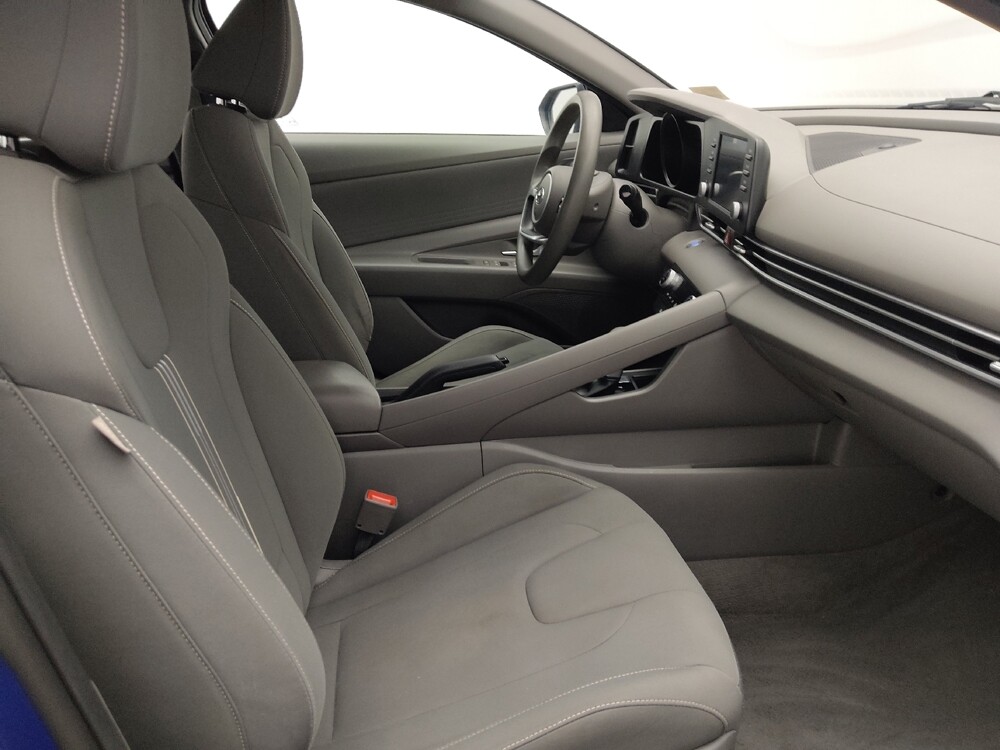 2022 Hyundai Elantra in Gainesville, FL 32609 - 18070733 21