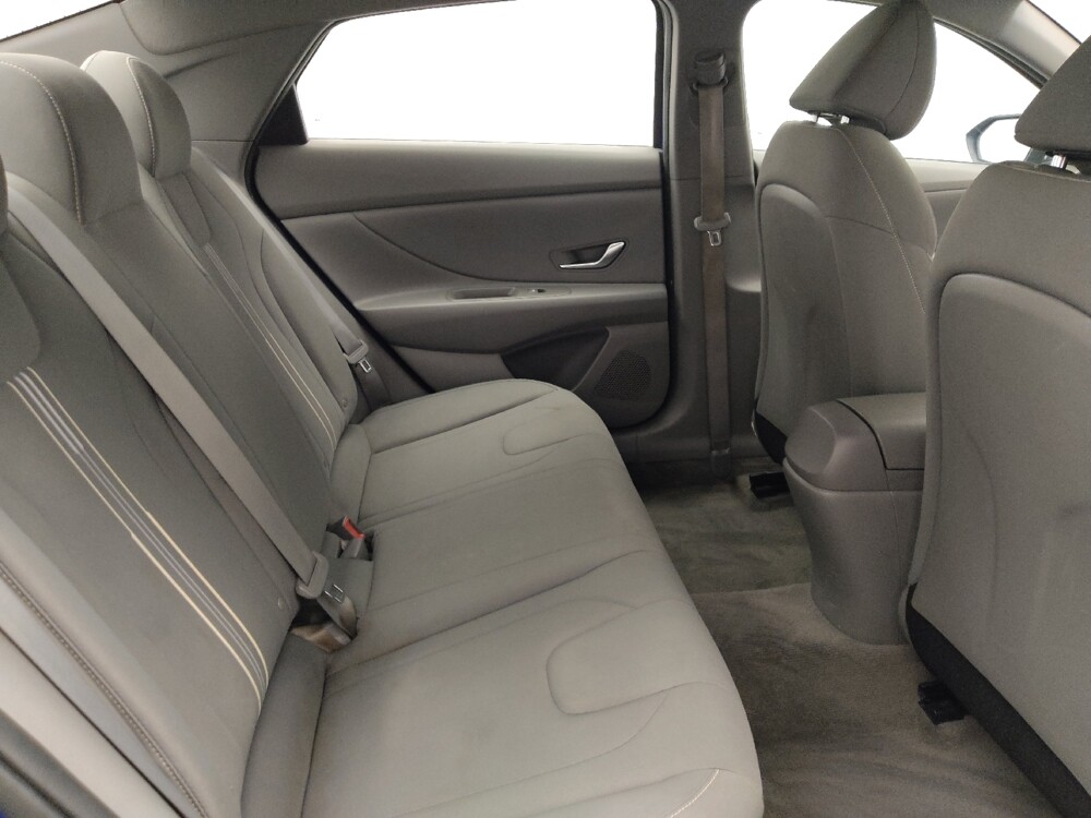 2022 Hyundai Elantra in Gainesville, FL 32609 - 18070733 19