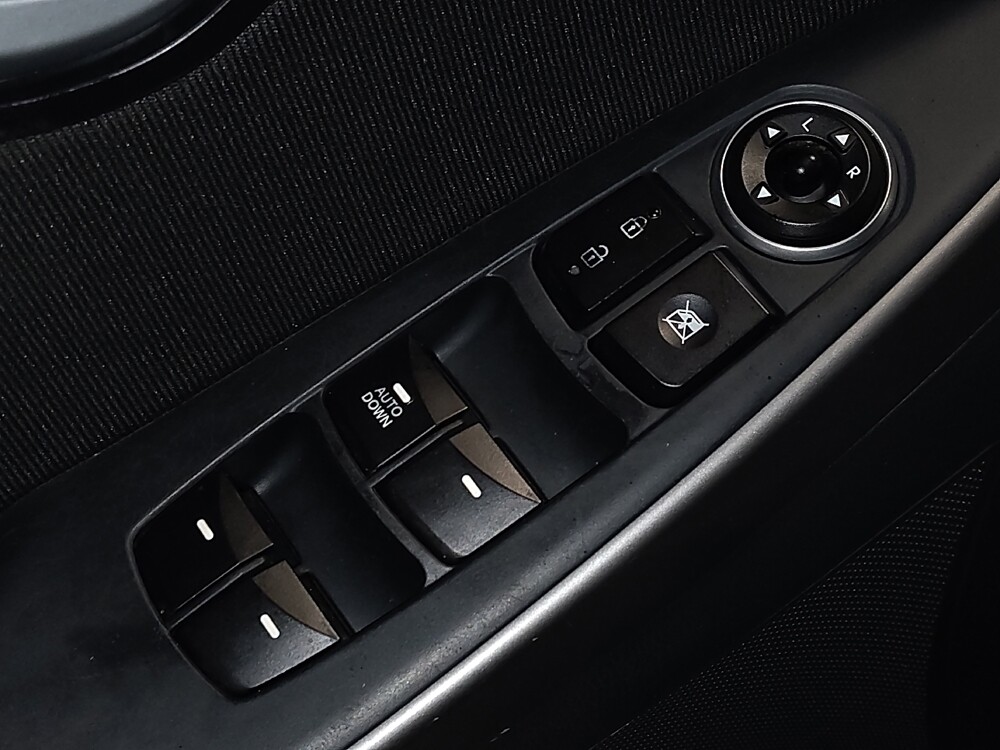 2017 Hyundai Elantra in Jacksonville, FL 32225 - 18070738 27