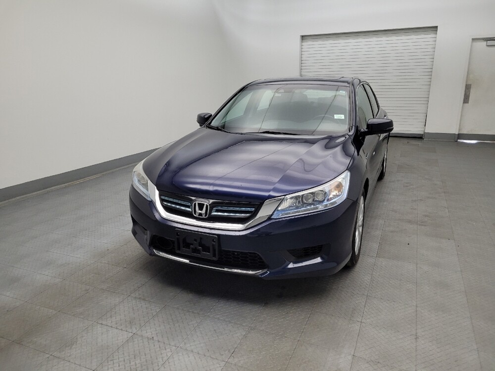 2015 Honda Accord in Maple Heights, OH 44137 - 18070771 15