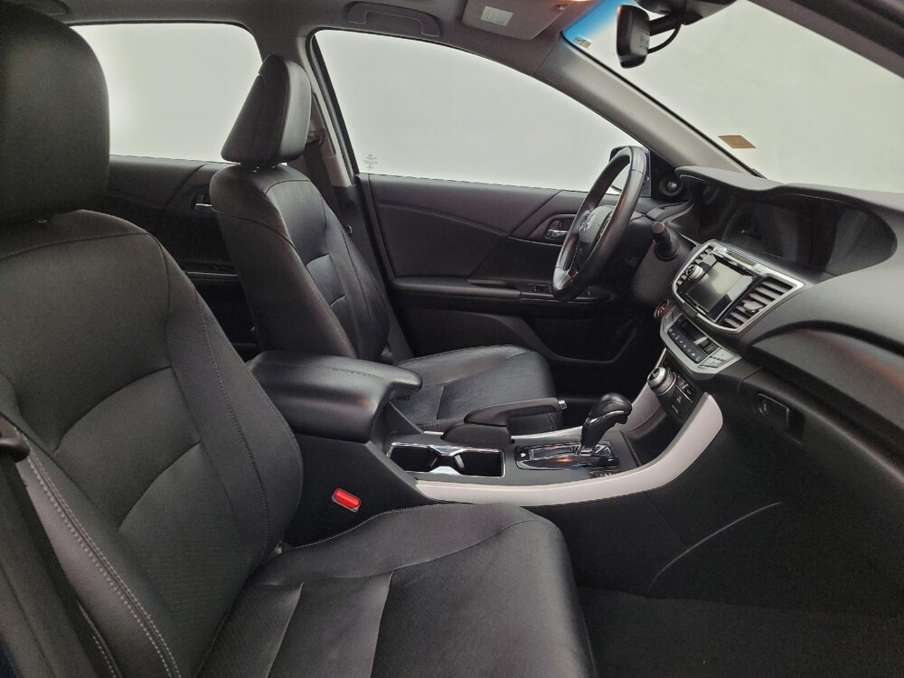 2015 Honda Accord in Maple Heights, OH 44137 - 18070771 21