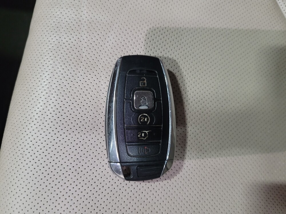 2019 Lincoln MKC in Woodbridge, VA 22191 - 18070785 32