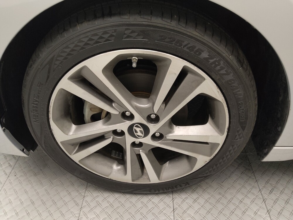 2017 Hyundai Elantra in Lombard, IL 60148 - 18070796 31