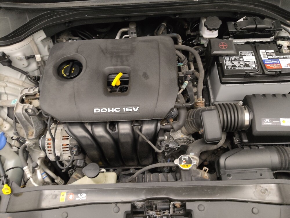 2017 Hyundai Elantra in Lombard, IL 60148 - 18070796 30