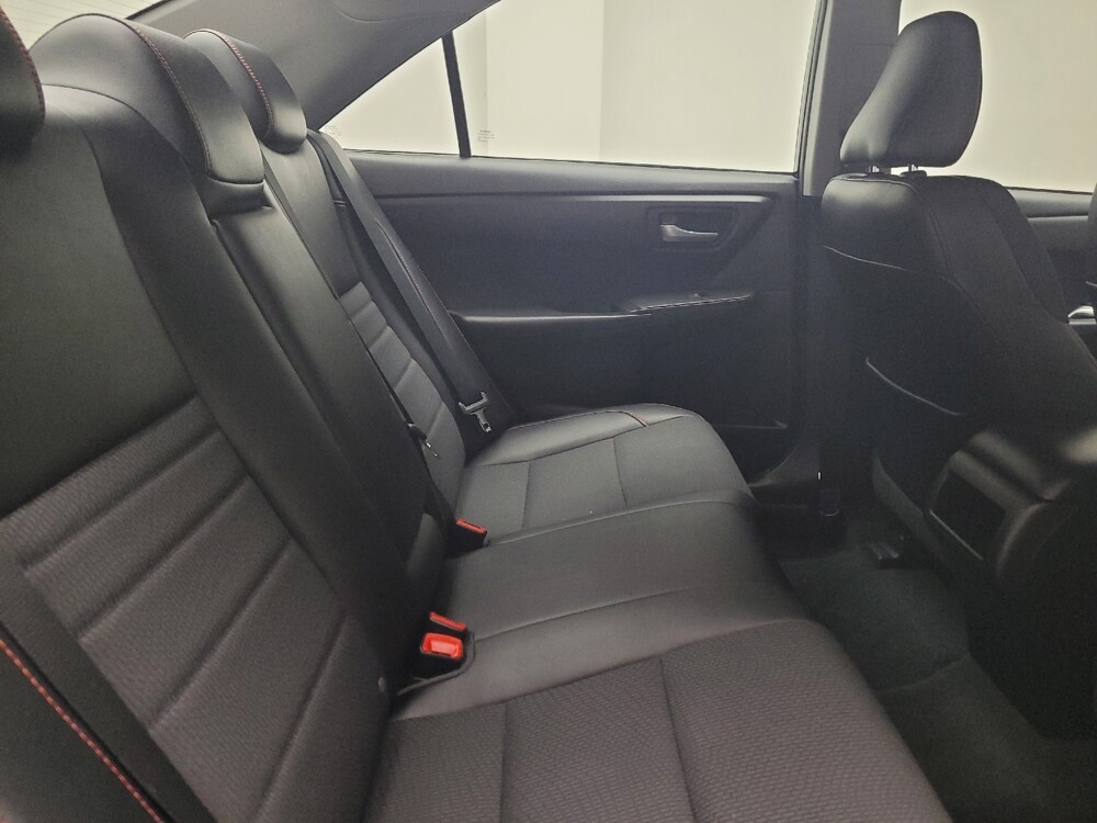 2017 Toyota Camry in Eastpointe, MI 48021 - 18070806 19