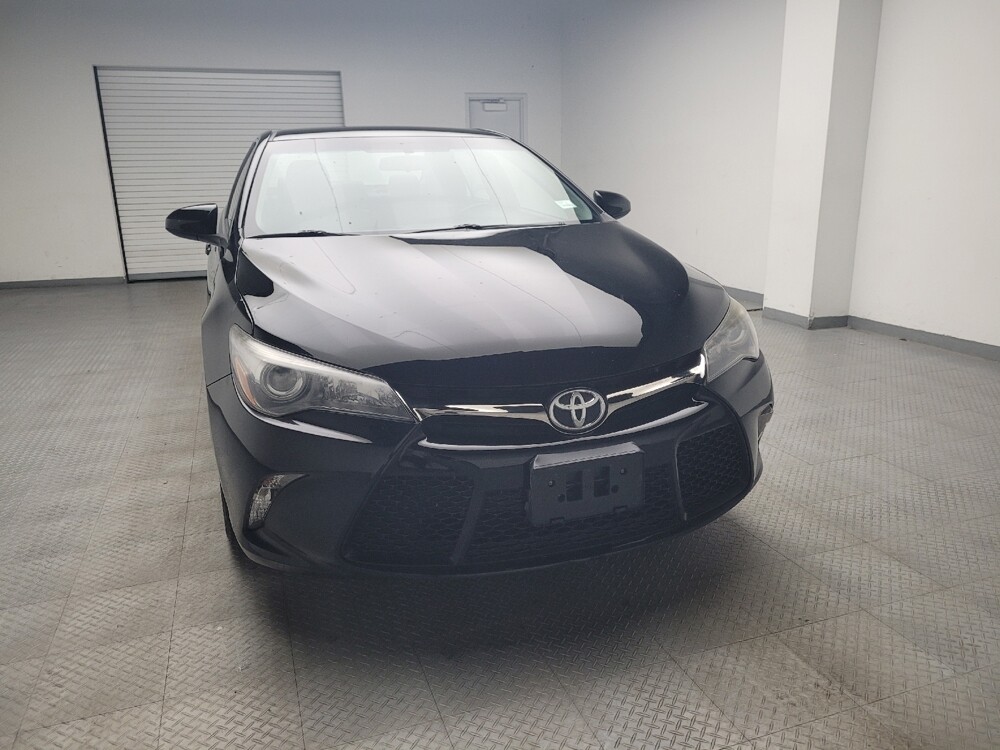 2017 Toyota Camry in Eastpointe, MI 48021 - 18070806 14
