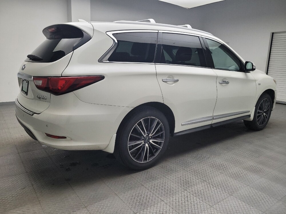 2016 INFINITI QX60 in Eastpointe, MI 48021 - 18070808 10