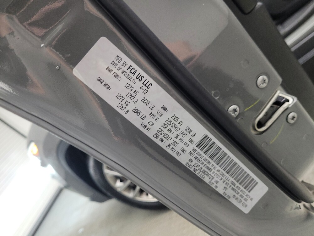 2019 Jeep Cherokee in Eastpointe, MI 48021 - 18070809 33