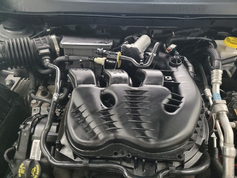 2019 Jeep Cherokee in Eastpointe, MI 48021 - 18070809 30