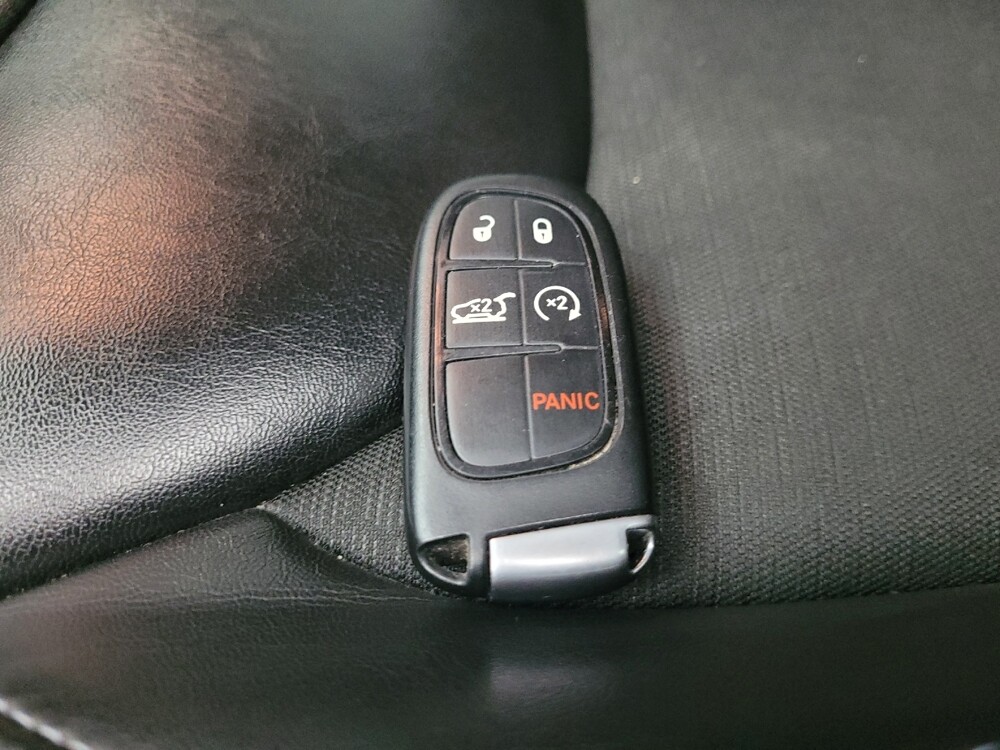 2019 Jeep Cherokee in Eastpointe, MI 48021 - 18070809 32