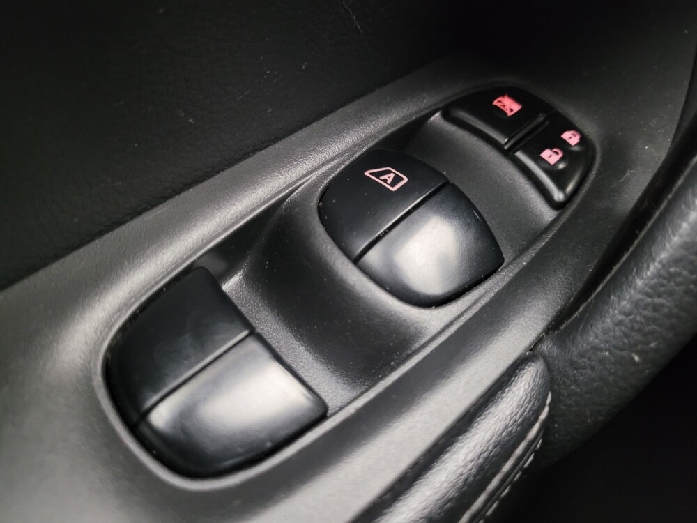 2020 Nissan Rogue in Tucson, AZ 85705 - 18070826 27