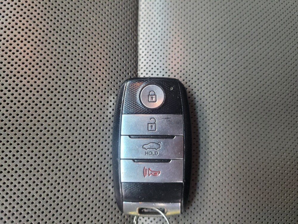 2016 Kia Forte in Ft Wayne, IN 46805 - 18070844 32