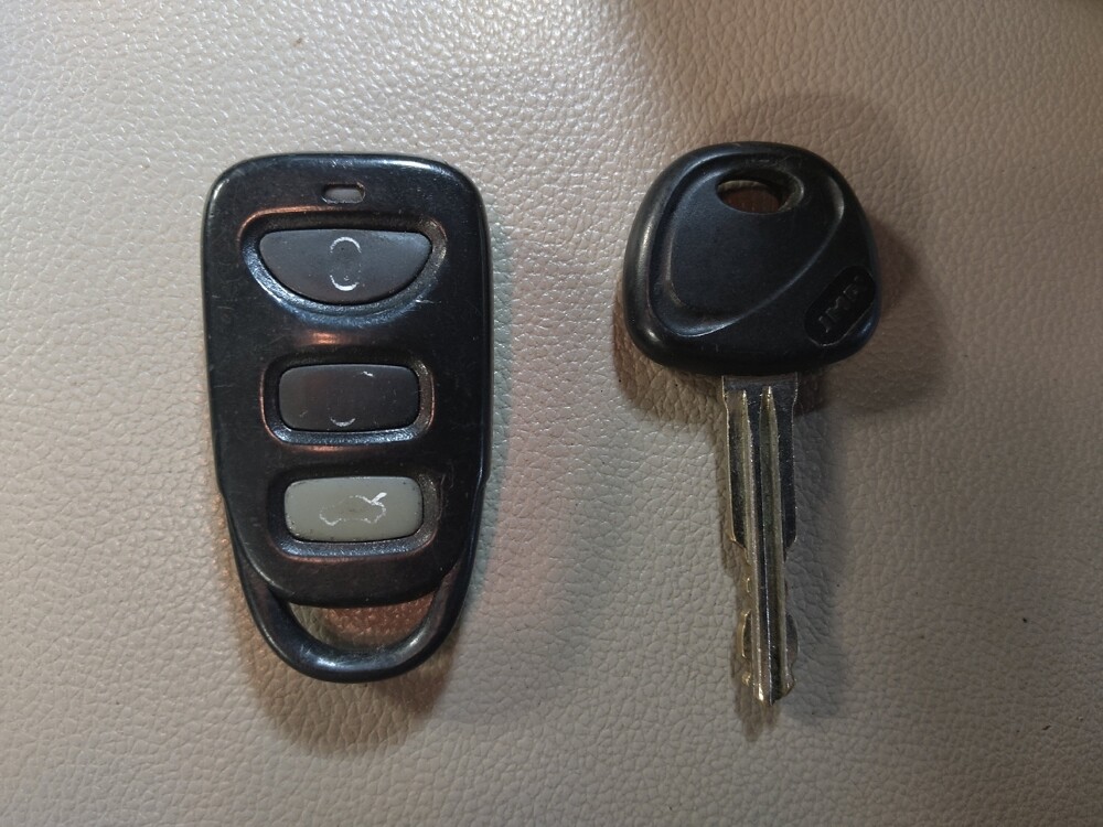 2017 Hyundai Elantra in Winston-Salem, NC 27103 - 18070845 32