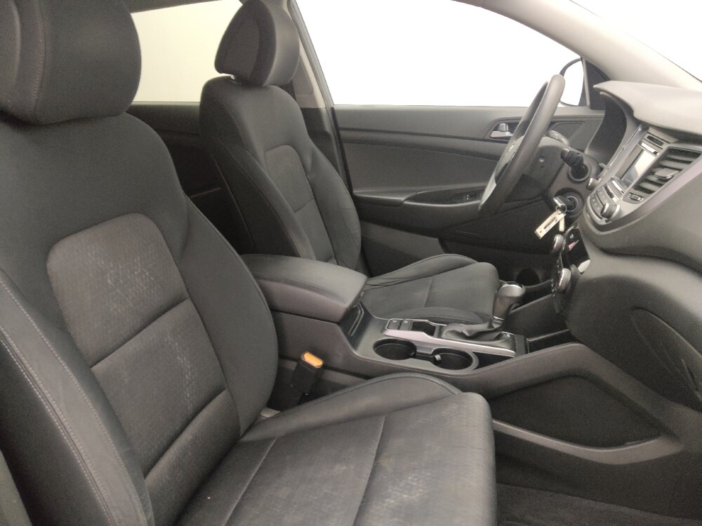 2016 Hyundai Tucson in Jacksonville, FL 32210 - 18070853 21