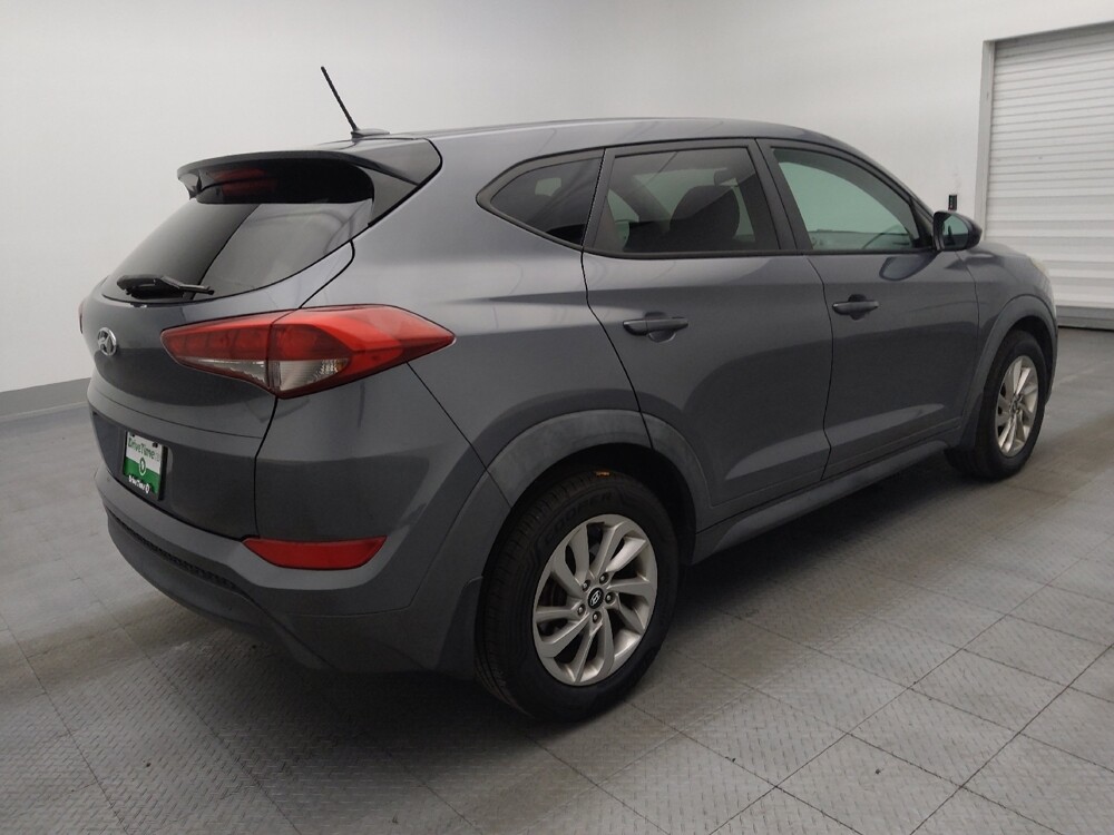 2016 Hyundai Tucson in Jacksonville, FL 32210 - 18070853 10