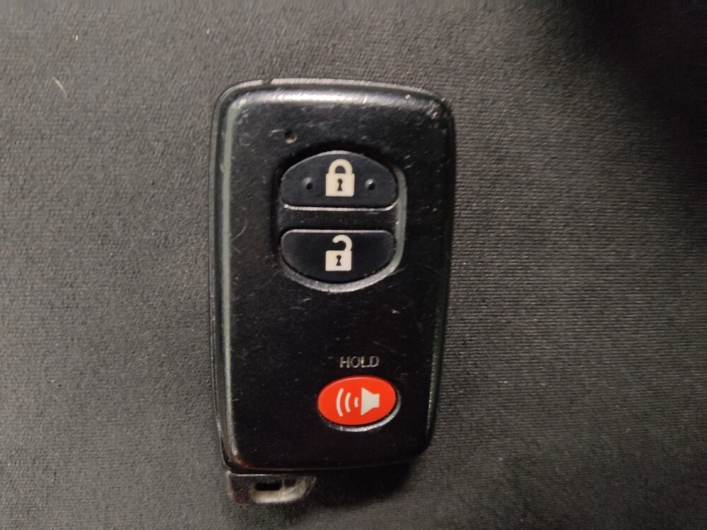 2015 Toyota Prius in Morrow, GA 30260 - 18070872 32