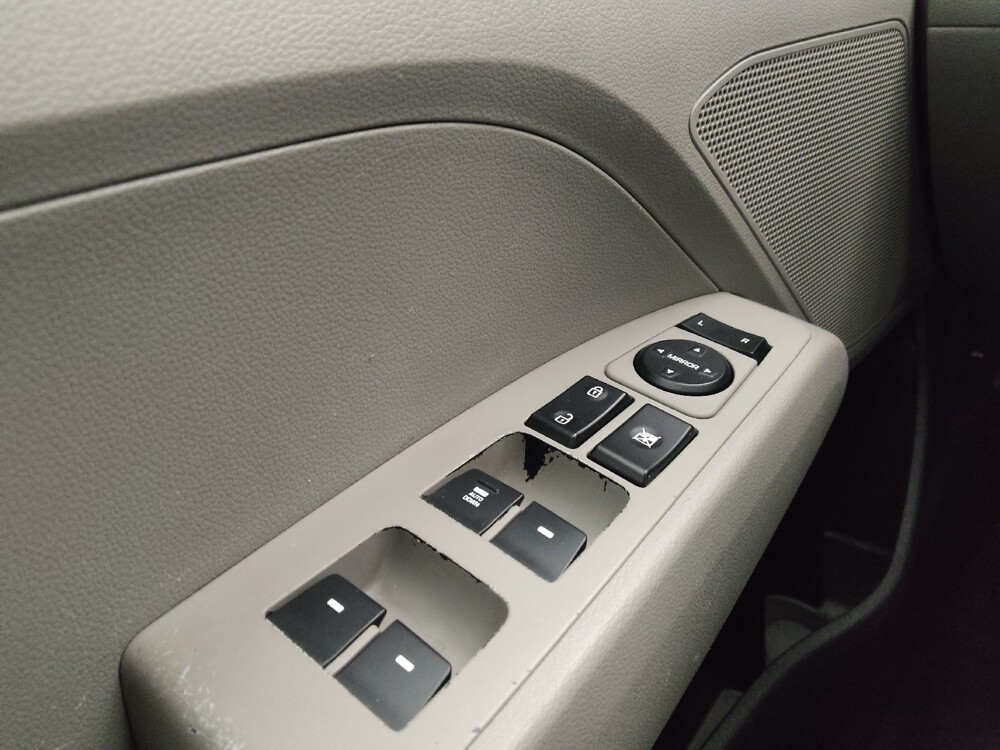 2017 Hyundai Elantra in Des Moines, IA 50310 - 18070878 27