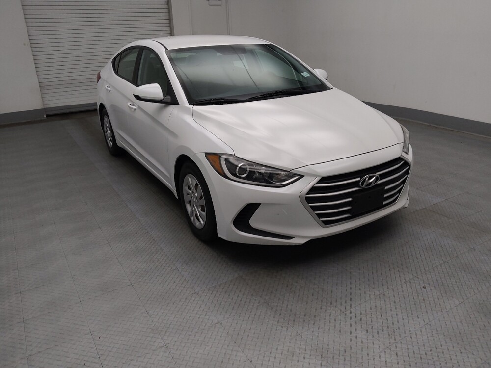 2017 Hyundai Elantra in Des Moines, IA 50310 - 18070878 13