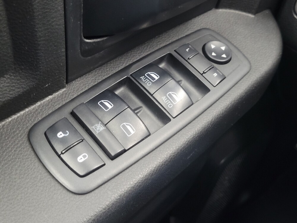 2018 RAM 1500 in Indianapolis, IN 46219 - 18070920 27