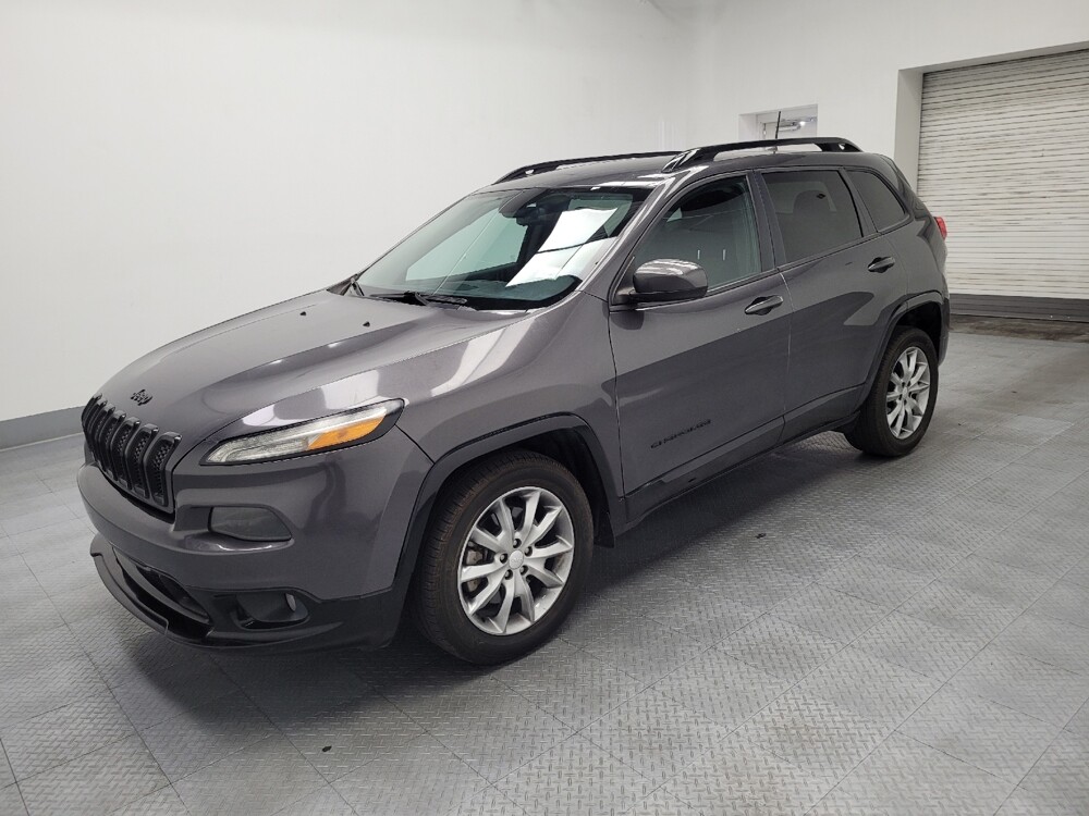 2018 Jeep Cherokee in Las Vegas, NV 89104 - 18070932 2