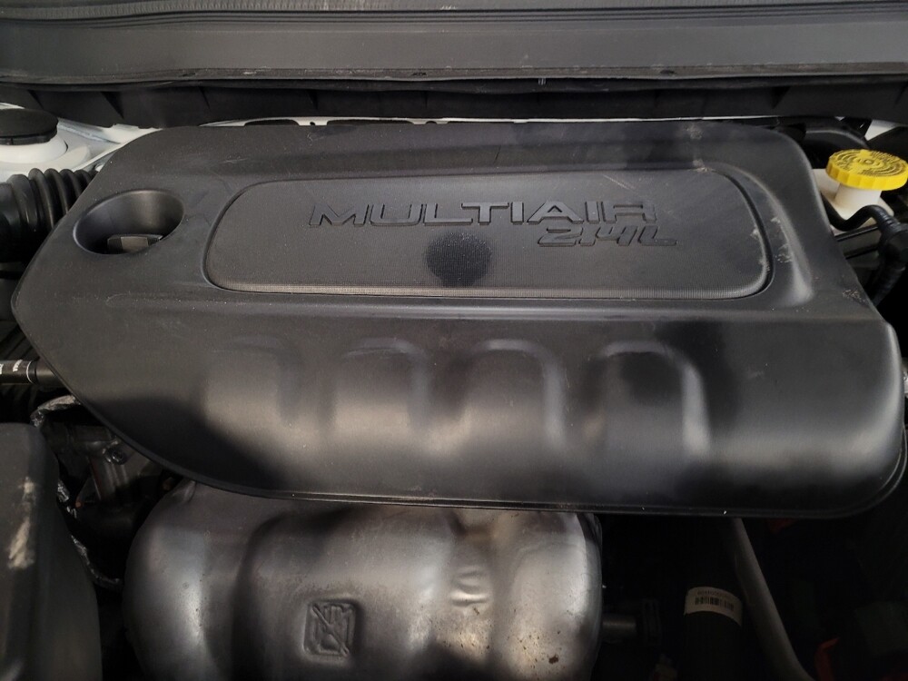 2021 Jeep Cherokee in Tampa, FL 33619 - 18070948 30