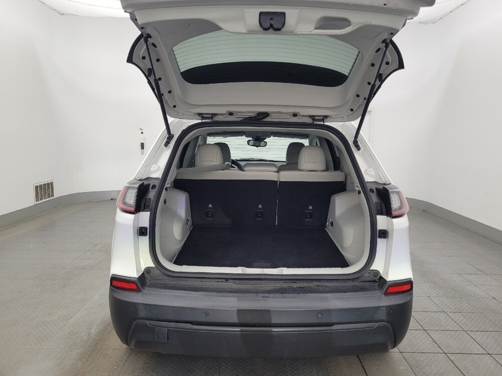 2021 Jeep Cherokee in Tampa, FL 33619 - 18070948 29