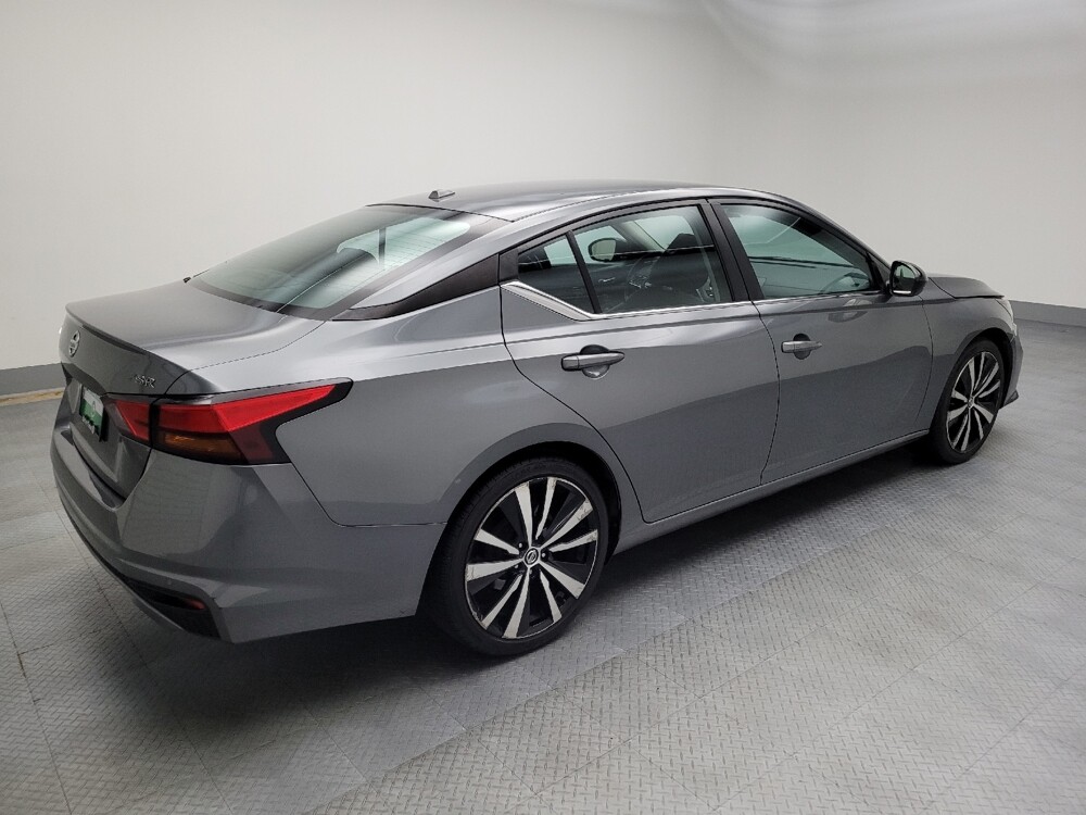 2021 Nissan Altima in Lombard, IL 60148 - 18070967 10