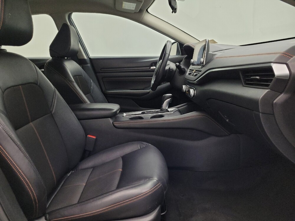 2021 Nissan Altima in Lombard, IL 60148 - 18070967 21