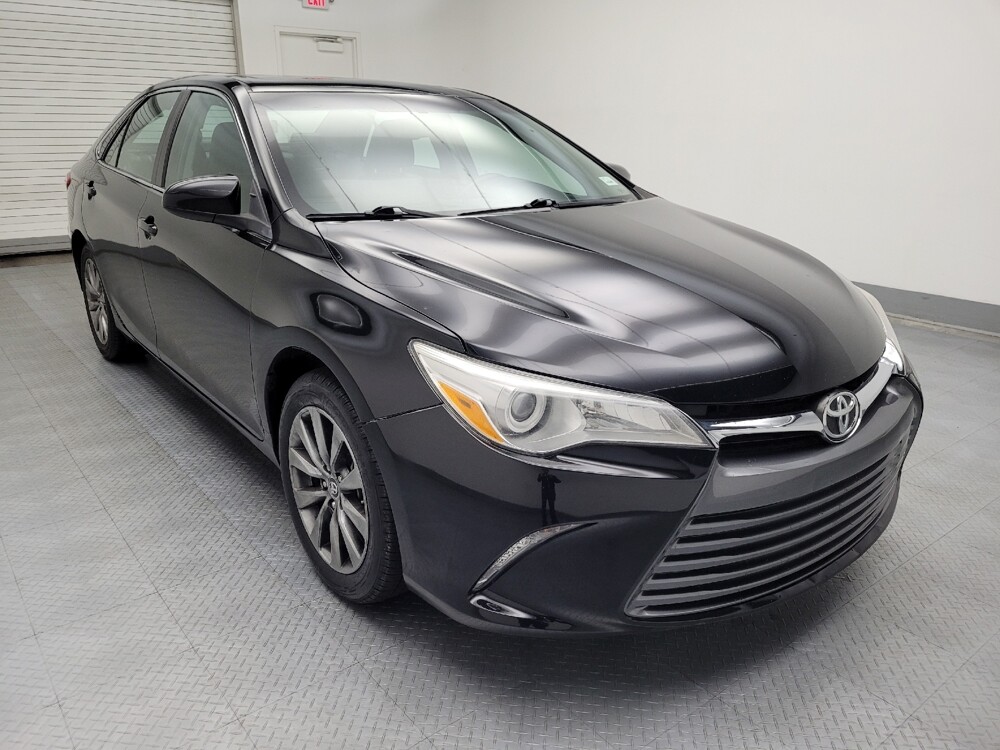 2015 Toyota Camry in Des Moines, IA 50310 - 18070986 13