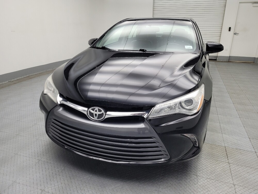 2015 Toyota Camry in Des Moines, IA 50310 - 18070986 15
