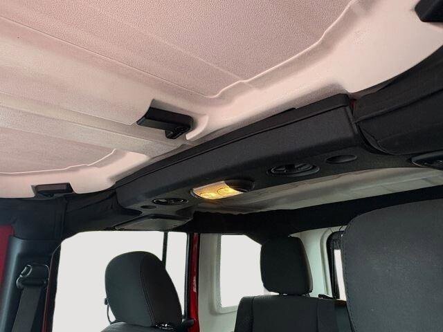 2017 Jeep Wrangler in Mesa, AZ 85212 - 18071001 15